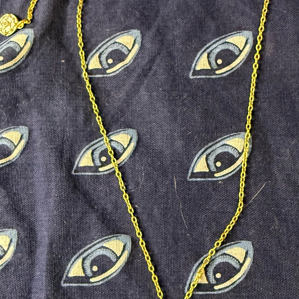 Frieda Rothman Enhancer Pendant with chain - Picture 2 of 5